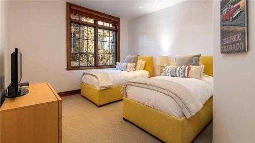 See Forever San Sophia 114 (condo)