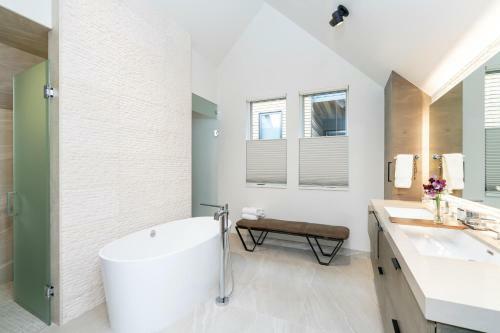 Loft House 101 At Transfer By Exceptional Stays