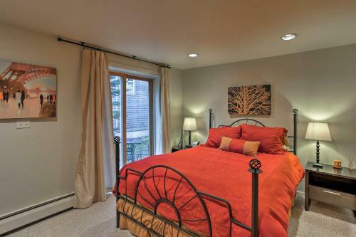 Cozy Vail Townhome With Views Near Shuttle Stop!