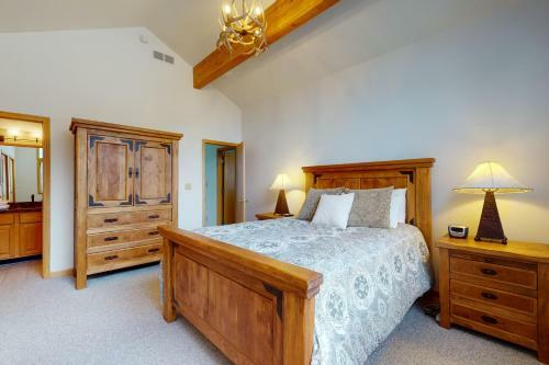 Spruce Park 4515f