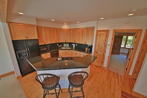 Timber Lake Way 491