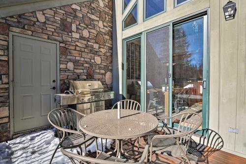 Cozy Townhome Just 4 Miles To Winter Park Resort!