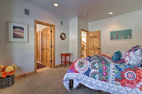 Cozy Townhome Just 4 Miles To Winter Park Resort!