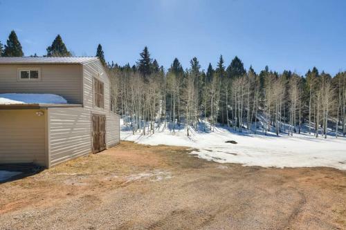 Enjoy Seclusion And Serenity At The Retreat
