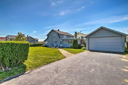 Niantic Getaway With Water Views - Walk To Beach