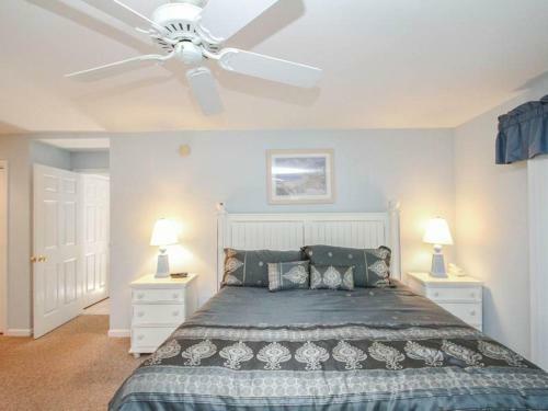 Sea Colony - 53060 Lakeshore