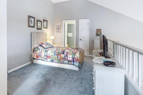 Sea Colony - 17001 Bayberry