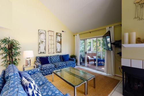 Sea Colony Tall Pines