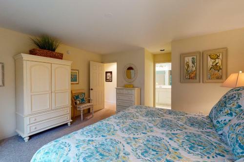 Sea Colony Whispering Pines II
