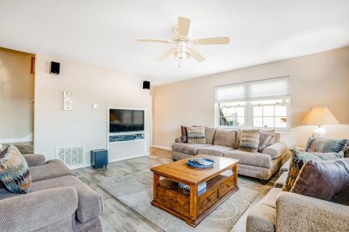 10 W Bayard Street