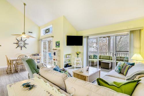 Sea Colony - 14001 Tall Pines