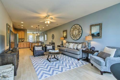 Townhome With Amenities 4 Miles From Bethany Beach!
