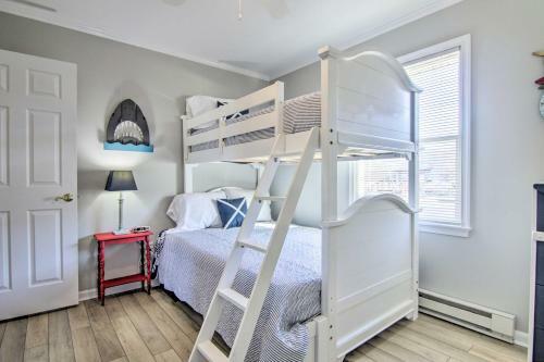 Newly Renovated Home About 3 Mi To Bethany Beach!