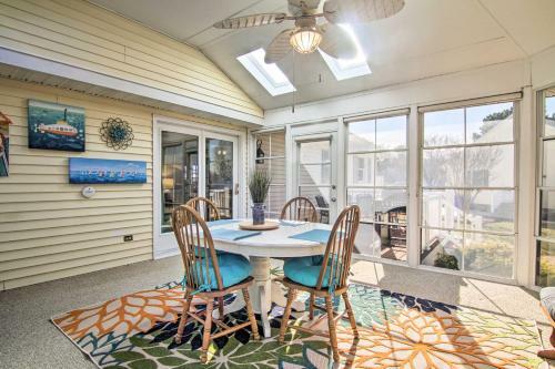 Newly Renovated Home About 3 Mi To Bethany Beach!