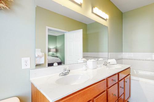 Bayside Bethany Lakes - N Mill #118