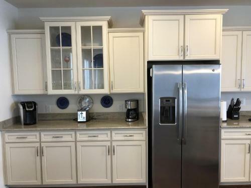 Ocean View Beach Club - 15 Bennett Point