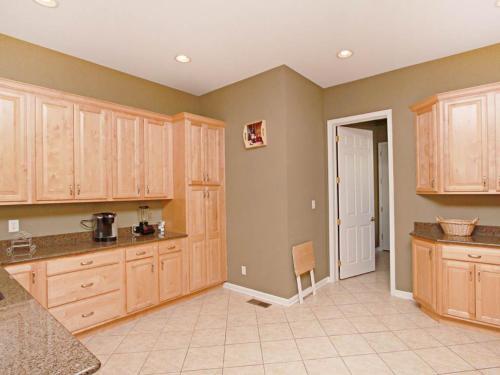 Bayside Resort - 36487 Wild Rose