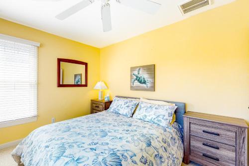 Bayside Resort - 36452 Wild Rose