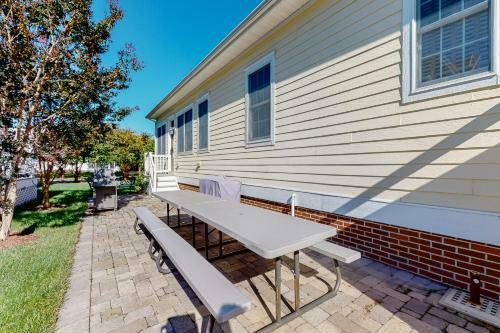 Bayside Resort - 36486 Wild Rose