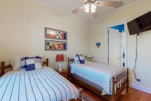 Bayside Resort - 36486 Wild Rose