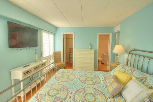 59 Maryland Ave #204