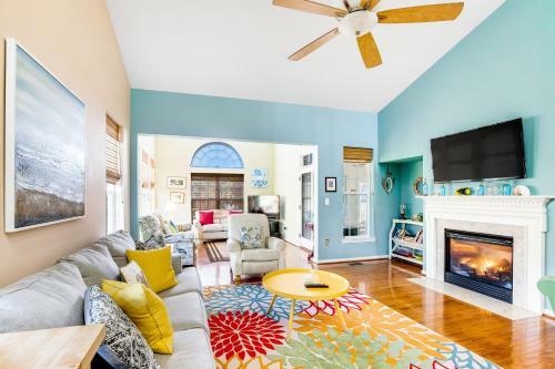 Bayview Landing - 38013 Bayview Circle