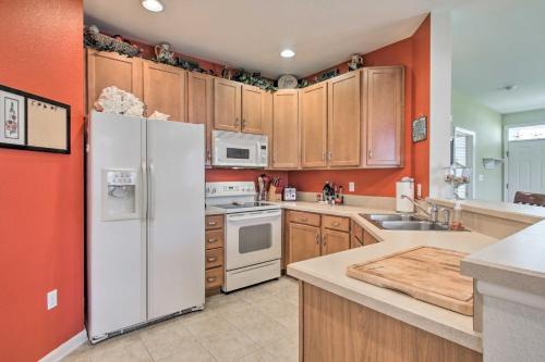 Villa Vivid And Sunny Escape - 4 Mi To Bethany Beach!