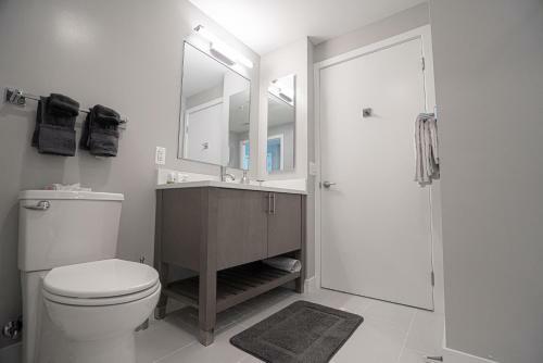 Waterfront Apartments 30 Day Rentals