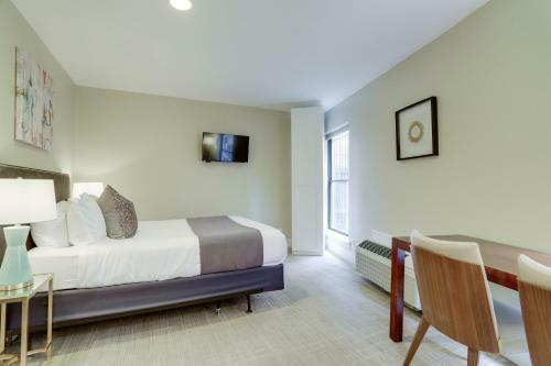 Hotel Sojourn At Dupont Place