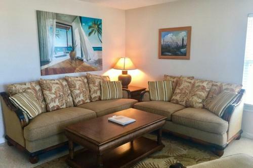 Apartamento 763 North Shore Downstairs Apts