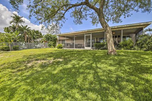 Updated Apollo Beach Home With New Dock And Hot Tub!