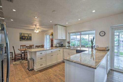 Updated Apollo Beach Home With New Dock And Hot Tub!