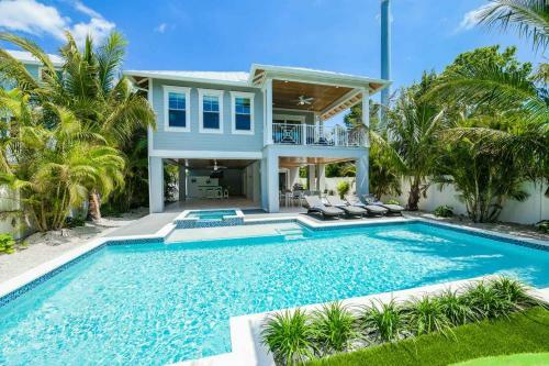 Anna Maria Beach House By Ami Locals