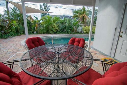 Chic Private Pool Home Minutes To Bonita Beaches