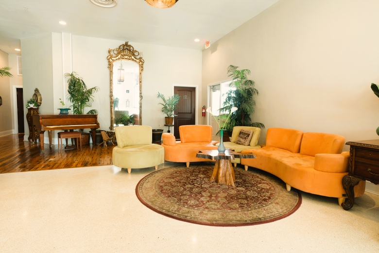 Hotel Oyo Oak Park Inn