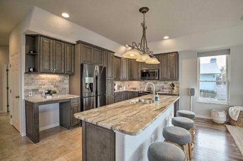 Elegant Waterfront Oasis With Pool And Boat Dock!
