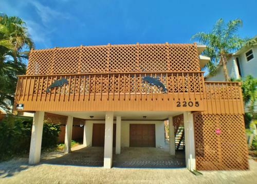 Brandenton - Beach Bungalow - West 2205