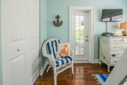 Mim's Cottage By The C Cottage