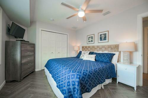 Bimini Breeze By Ami Locals