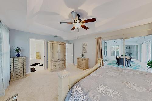 New Listing! Home On Canal: Gulf-access Dock, Pool Home