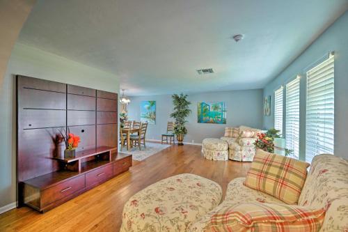 Cape Coral Retreat With Patio, 4 Mi To Beach!