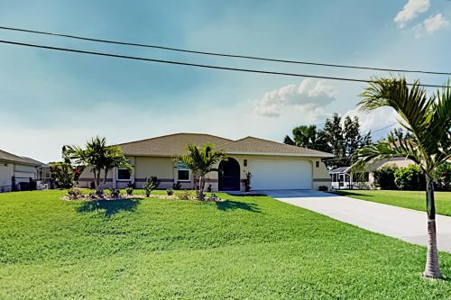 Exceptional Vacation Home In Cape Coral Home