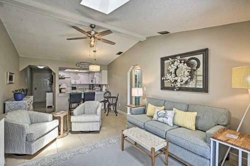 Apartamento Cape Coral Condo With Community Pool, Tiki Bar!