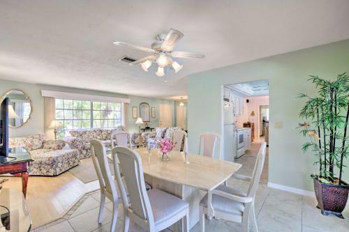 Cape Coral Home With Gulf And Dock Access