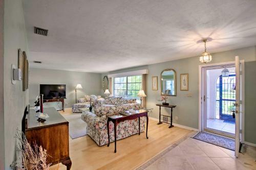 Cape Coral Home With Gulf And Dock Access