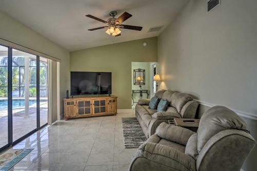 Canalfront Cape Coral Retreat Private Dock And Pool