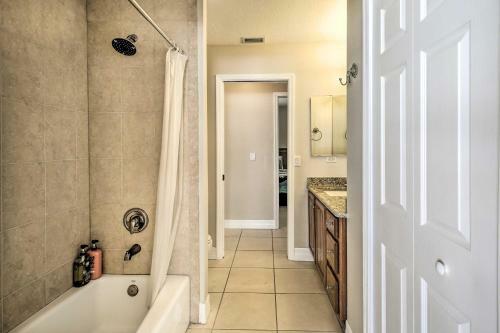 Modern Florida Oasis Near Cape Coral Parkway!