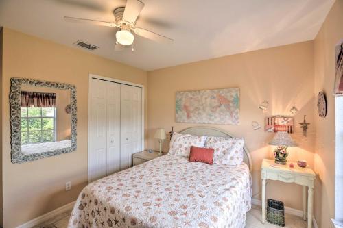 Single-story Cape Coral Home Golf And Grill!
