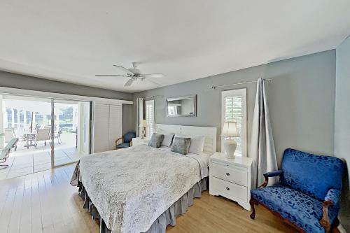 Villa Euphoria - 2-unit Canal Retreat With Pool Home