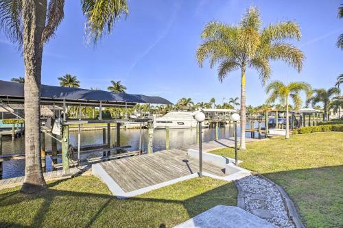 Canalfront Cape Coral Home With Dock And Bbq!